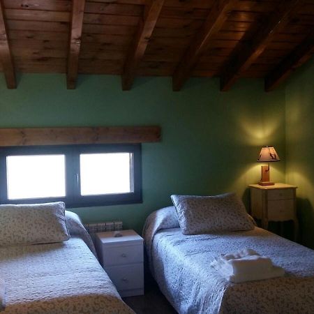 Apartamento Turistico Casas De Manuel La Pola de Gordon Ngoại thất bức ảnh
